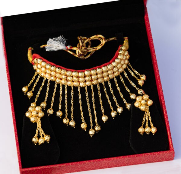 Necklace - Adore